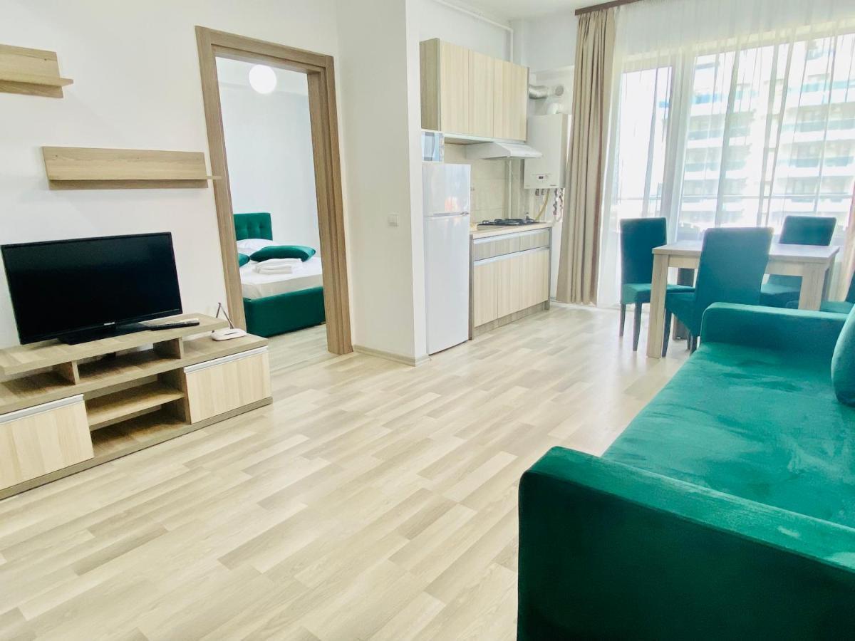 Gh Summerland Aparthotel